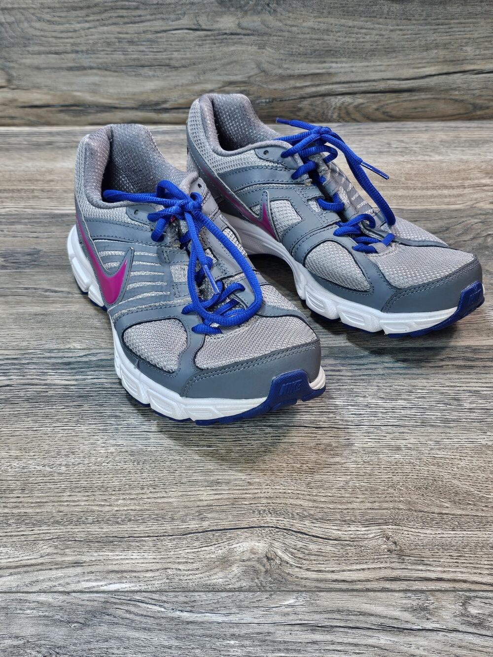 Nike Downshifter 5 Gray Blue Pink Running Shoes Women's Size 9